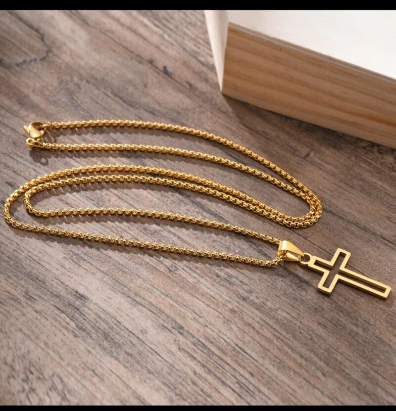Cadena Crucifijo