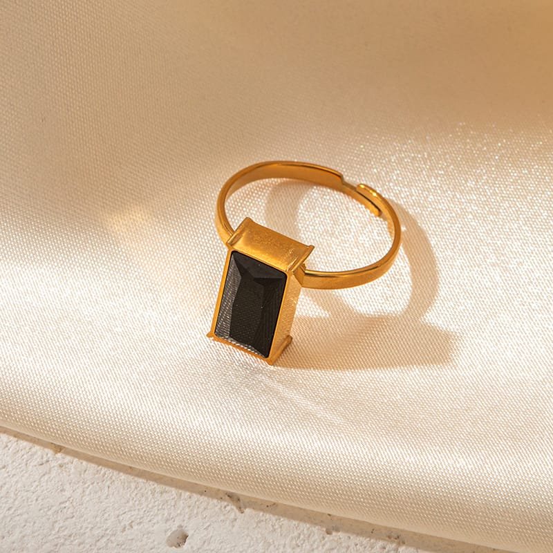 Anillo Piedra negra