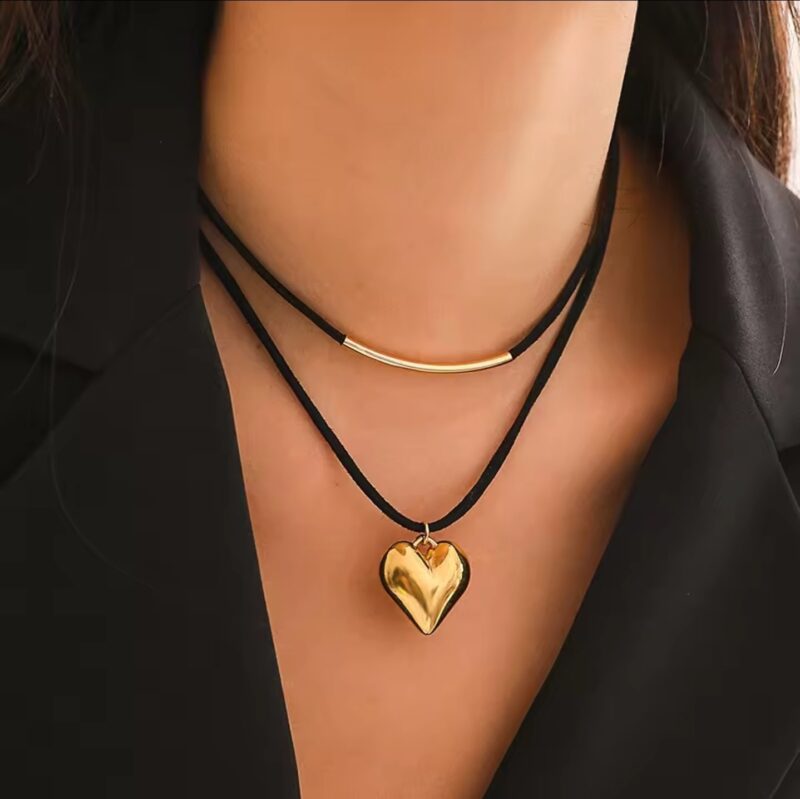 Choker corazon dorado