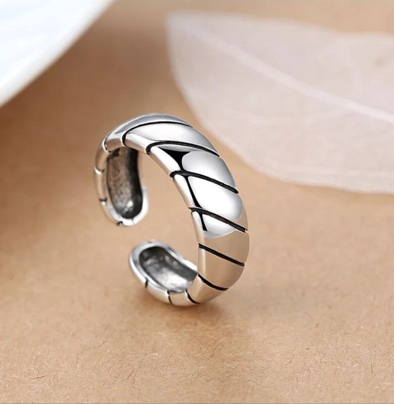 Anillo ajustable Lineas