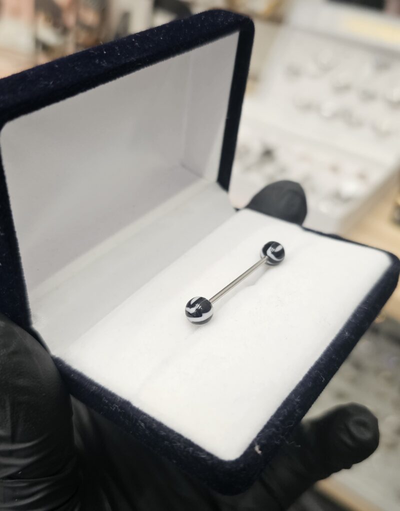 Piercing Zebra