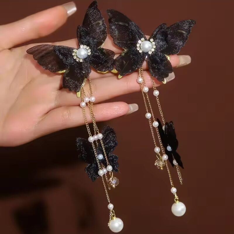 Caravanas Mariposas negras