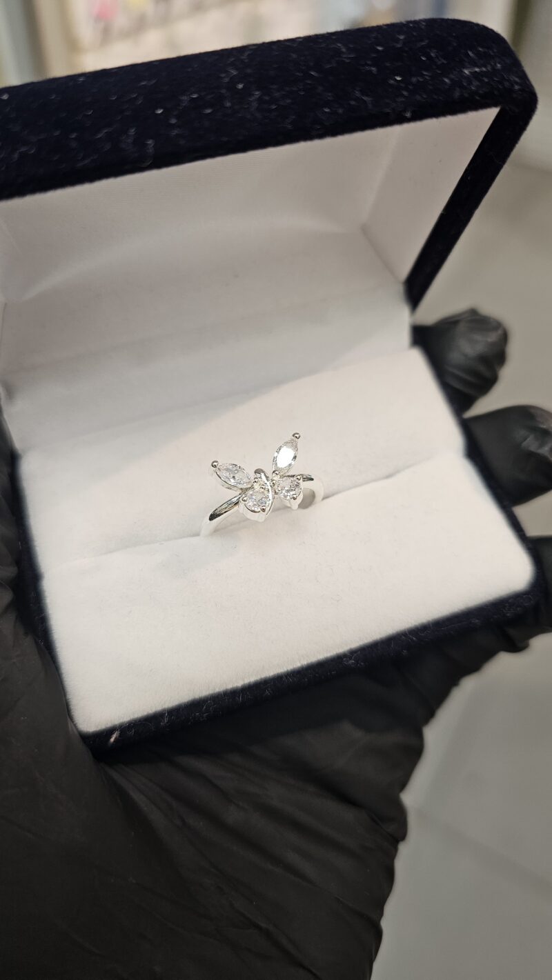 Anillo Mariposa grande